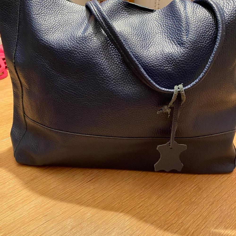 Elegant Adoratti Blue Leather Tote Bag